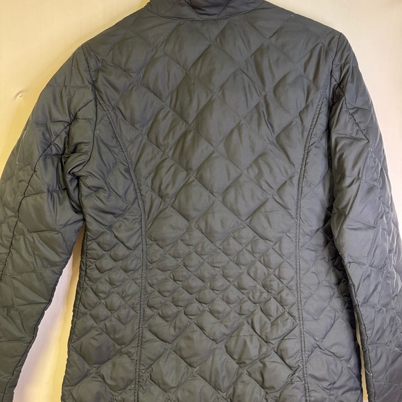 Vintage Eddie Bauer Women's Quilted Puffer Jacket 550 Down Navy and Green - Picture 3 of 8